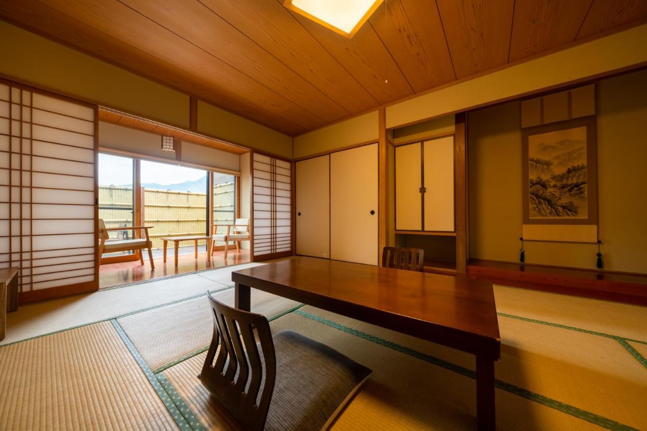 湯布院 旅館 やまなみ Ryokan Yamanami Yufu Exterior photo